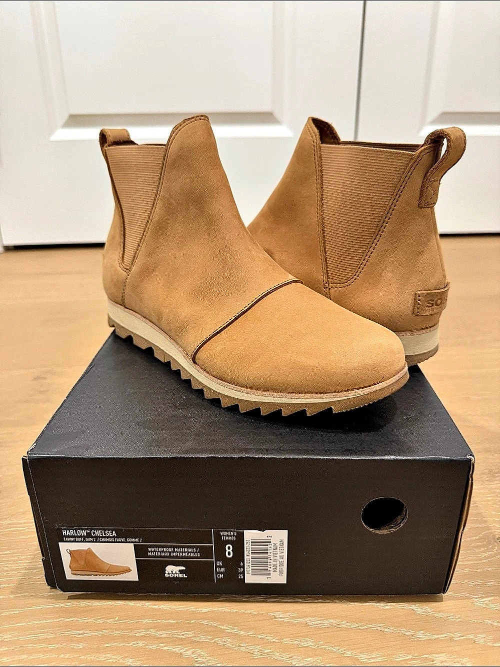 SOREL Out N About Chelsea Boots Brown US 8 Like New